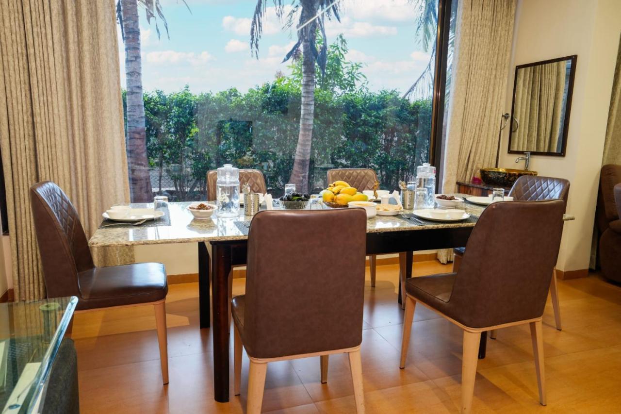 White Coco House 4Bhk Villa Нашик Екстериор снимка
