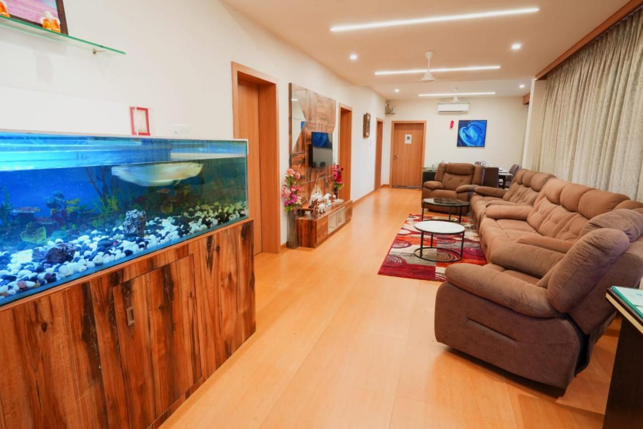 White Coco House 4Bhk Villa Нашик Екстериор снимка