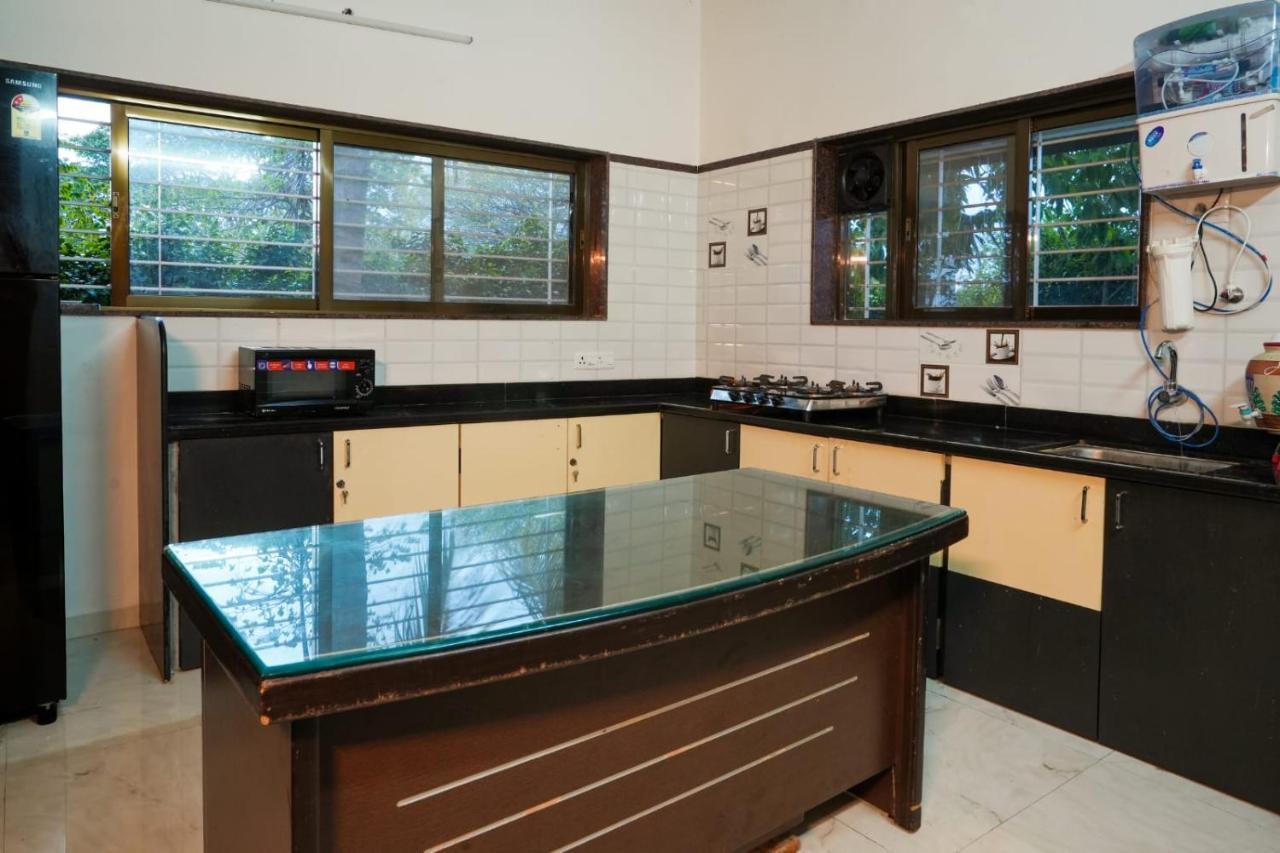 White Coco House 4Bhk Villa Нашик Екстериор снимка
